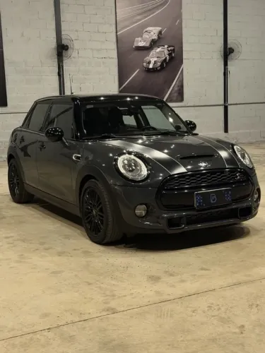 Mini Cooper S 2.0 Turbo 16V 5P Aut. 2016