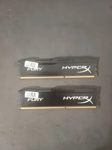 Memória RAM HyperX 8GB (2x4GB) DDR3 ? Kingston ?