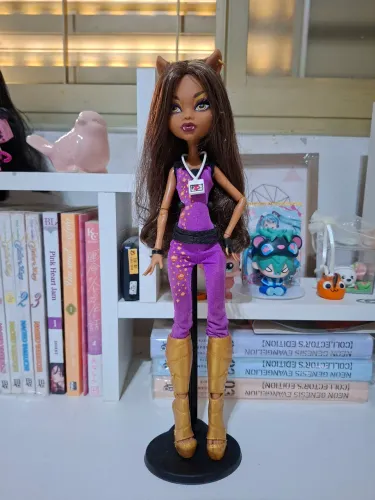 Boneca Monster High - Clawdeen Wolf Music Festival