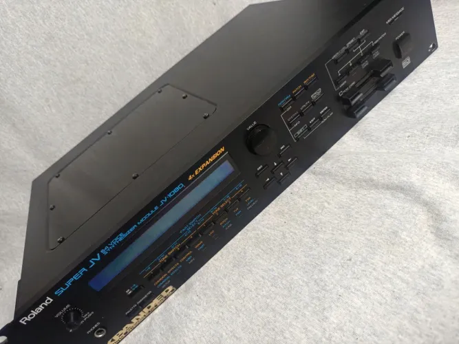 roland jv-1080 super jv. Sem placas de expansão