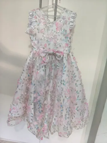 Vestido Infantil Luxo tamanho 5/6 Anos para Formatura, Daminha, Casamento