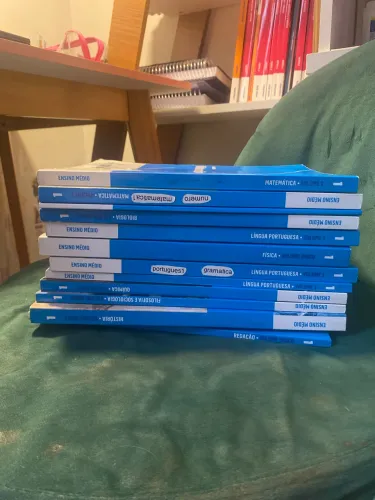 Todos os livros da poliedro 1 ano
