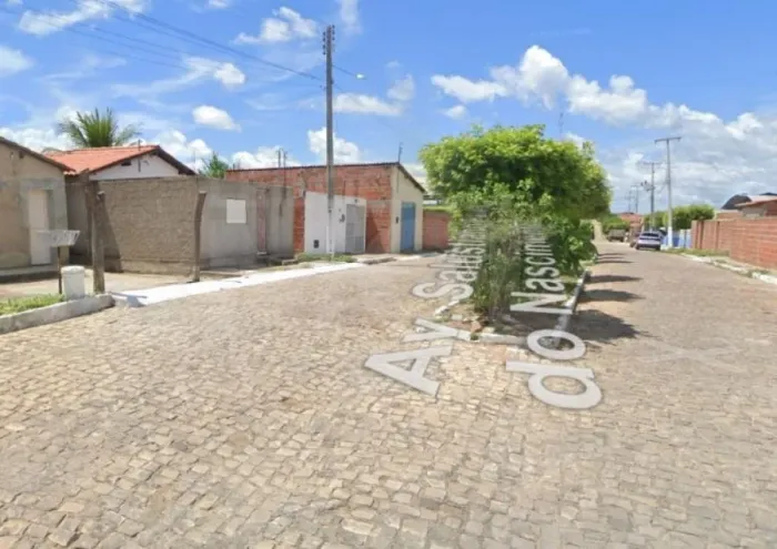 MISSÃO VELHA/CE Casa no Bairro Centro