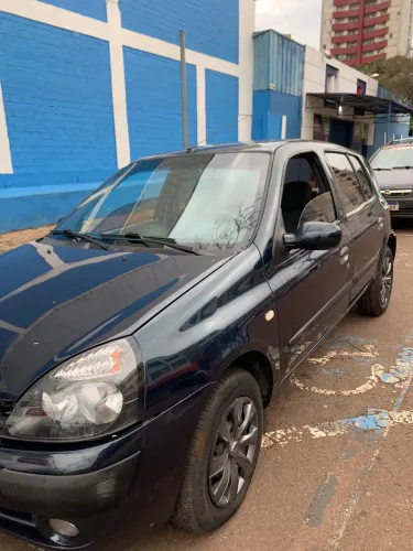 Renault Clio RT/ Privilège 1.6 16V 5P 2004