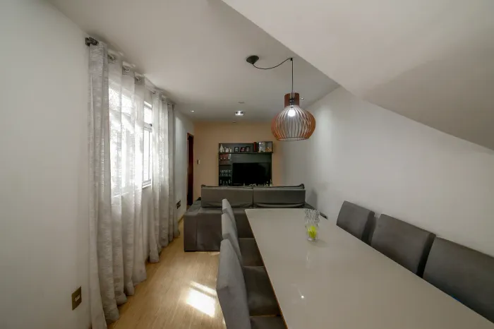 Cobertura duplex com 3 quartos e área gourmet para venda
