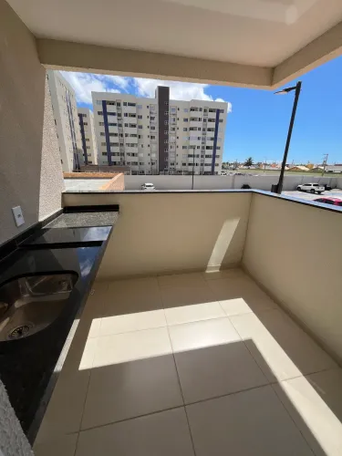 Apartamento 2 Quartos (1 Suíte) Semimobiliado no Aruana Praia Residence