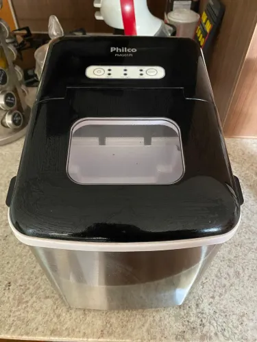 VENDE-SE MÁQUINA DE GELO PHILCO