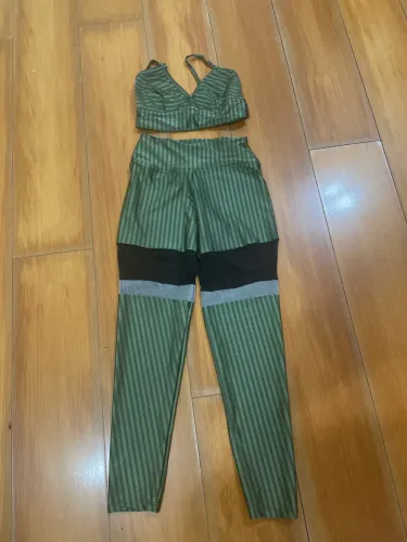 Conjunto p academia. Ótimo estado de uso
