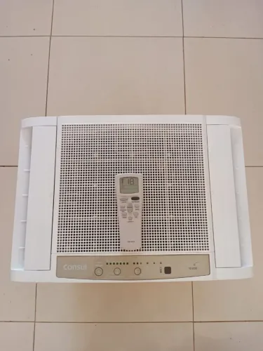 Ar de janela 10000btus 220v limpo