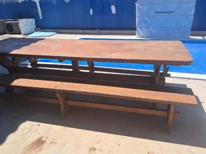 Mesa de madeira maciça 3 metros, com 2 bancos de 3 metros, em madeira angico. *