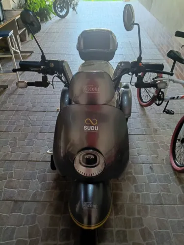 Vendo moto elétrica SUDU 0 km
