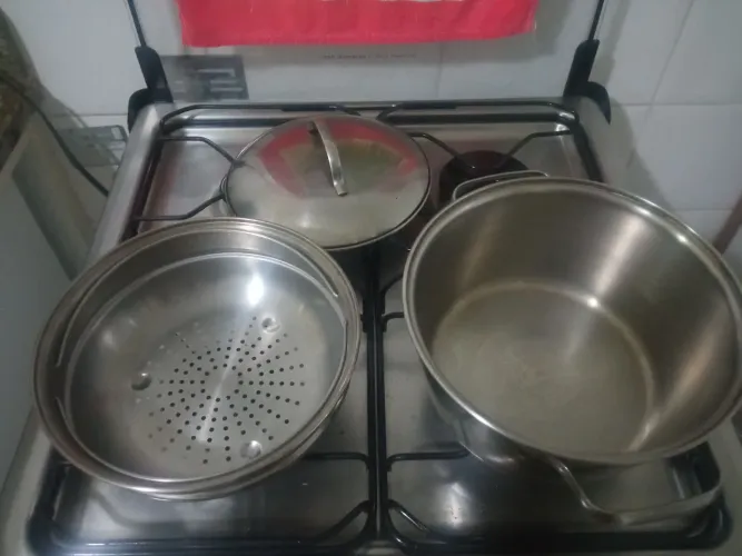 Panela Tramontina Inox com cozimento a vapor