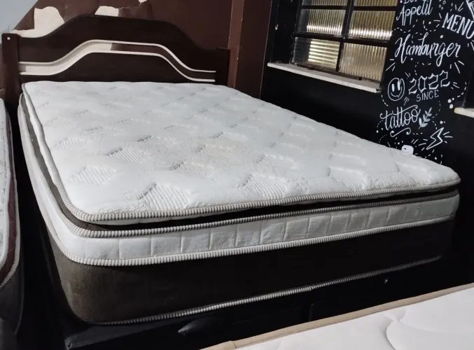 Cama box casal com baú 1,40 x 199