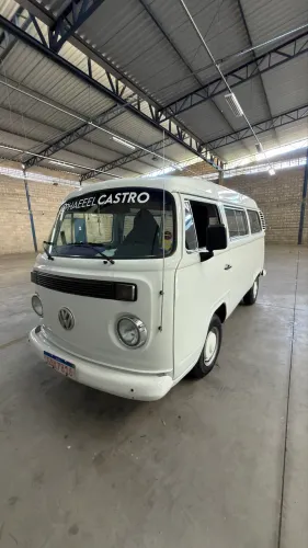 Volkswagen Kombi Standard/ Luxo/ Serie Prata 1998
