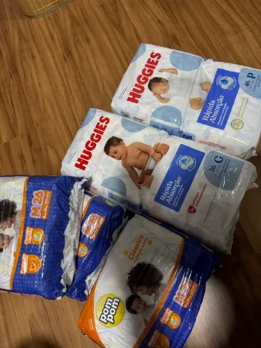 Vende-se Lote de Fraldas