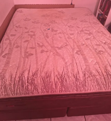 CAMA QUEEN (Colchão e Duas bases)