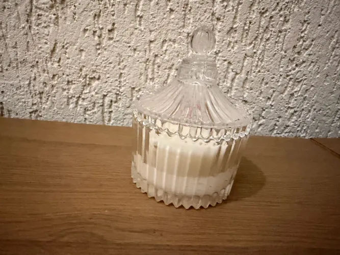 Vela Aromática no Pote de Vidro com Pavio de Madeira (Vitrine)