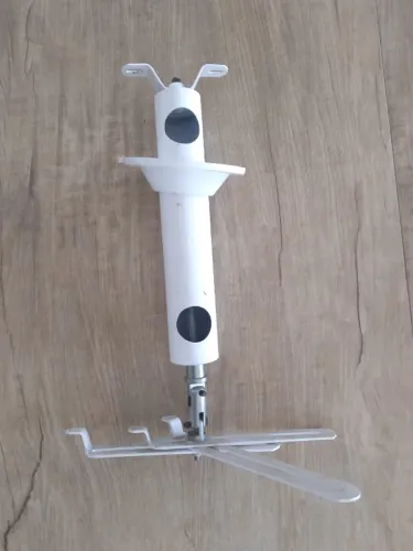Suporte de teto para projetor