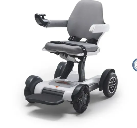 Cadeira Motorizada Spacemed Dobrável até 120 Kg Assento 42 cm Dellamed