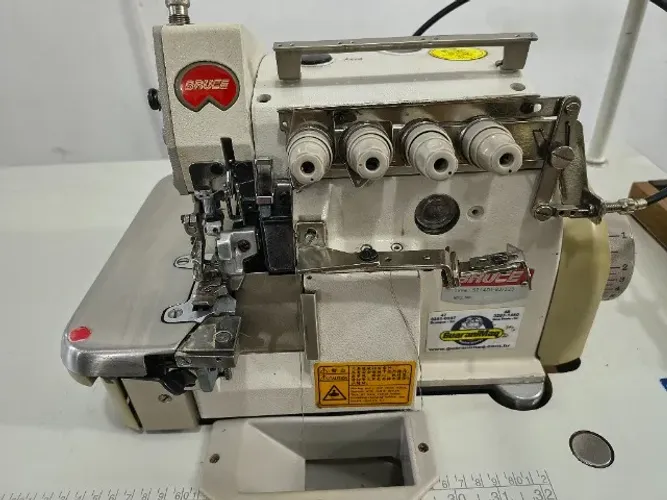 MAQUINA OVERLOCK (4 FIOS ) MOTOR DIRECT DRIVE, BRUCE 5214DI-83/323