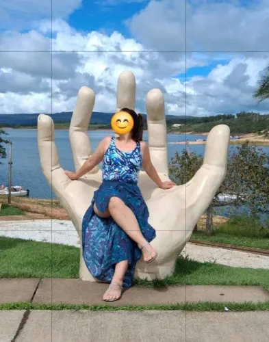 Calça envelope pantalona azul estampa folhagem Emanuelle