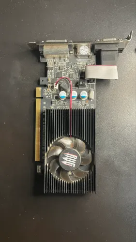 Placa gt 210 1gb NOVA!!