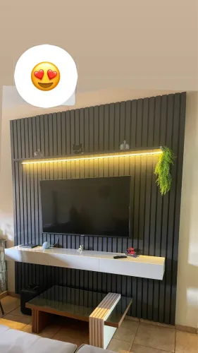 Painel home nobre ripado 2,30 
