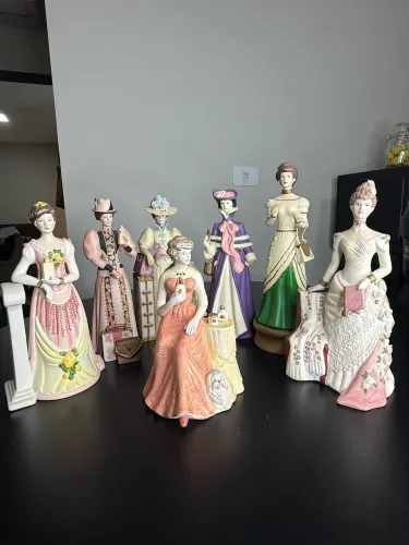 BONECAS DE PORCELANA
