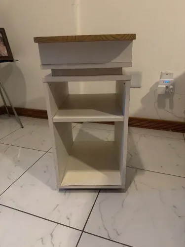 Mesinha de cabeceira MDP/MDF