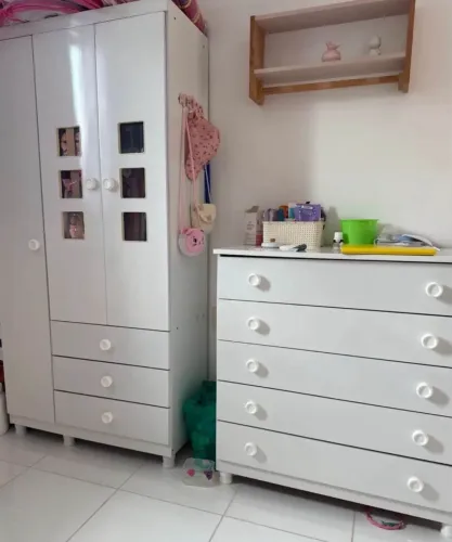 Roupeiro cômoda infantil