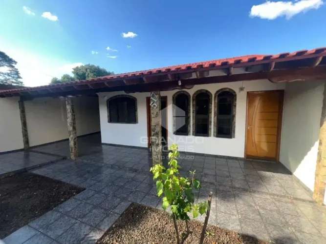 Casa com 3 dormitórios à venda, 131 m² por R$ 530.000,00 - Vila Morangueira - Maringá/PR