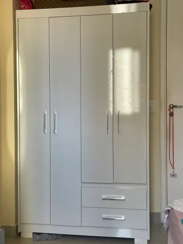 Guarda roupa novo
