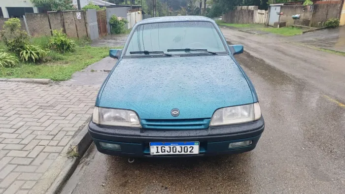 Chevrolet Monza GLS/ Hi-tech 2.0 EFI 2P E 4P 1995