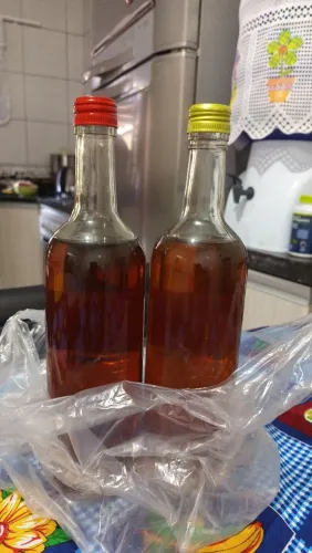 Vendo mel puro, 1,2 litros.