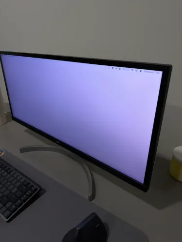 Monitor LG UltraWide 29? IPS USB-C 100Hz 29WQ600B - Ótimo estado