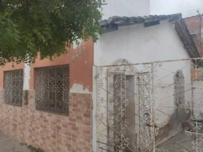 Casa 52 m² - Independente - Itaberaba - BA