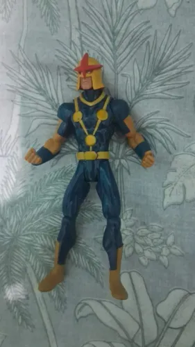 Boneco Nova