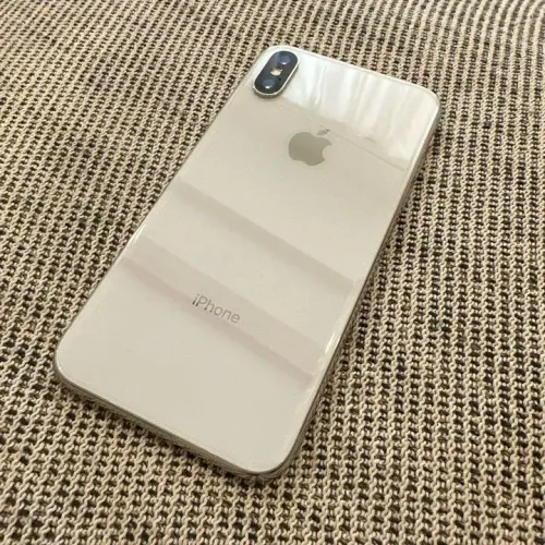 iPhone X