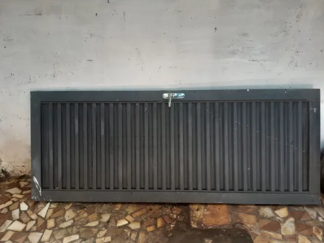 Porta alumínio