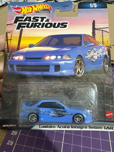 Hot Wheels Premium Acura Integra GSR Velozes e Furiosos Brian