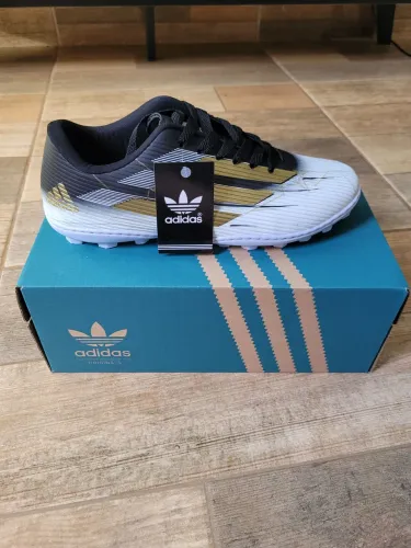 Chuteira Society linha Premium 