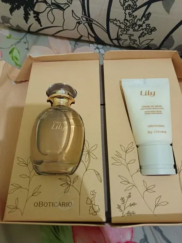 Perfume lily original e hidratante vim buscar no largo do tanque 