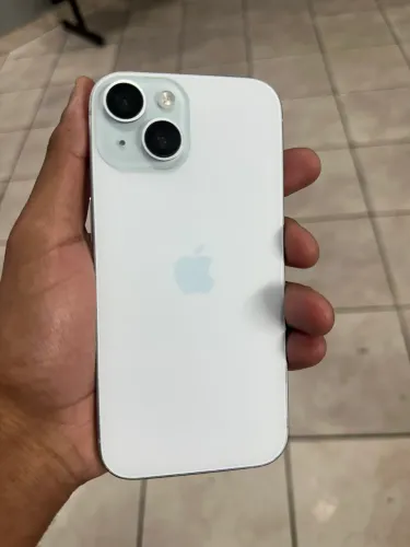 Iphone 15 128 gb bateria 77%