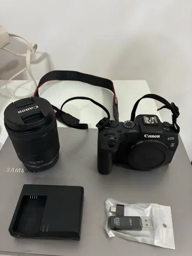 MÁQUINA CÂNON EOS R 