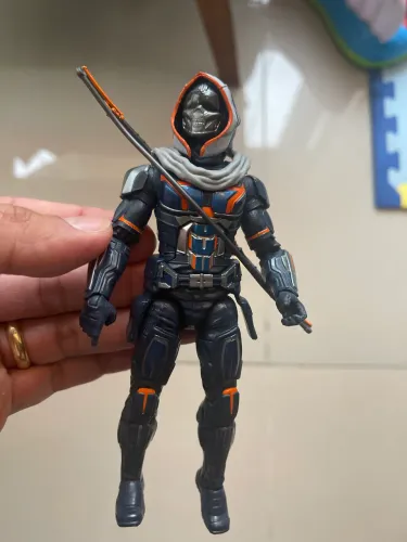 Treinador Marvel legends.