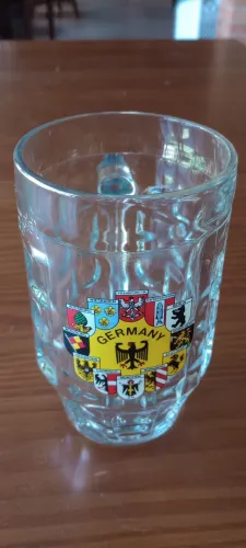 caneca de cerveja de vidro alemã 0,5l