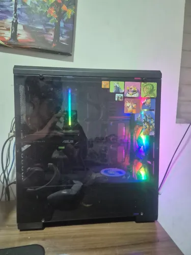 Pc gamer (csgo 144 fps fortnite 165fps)