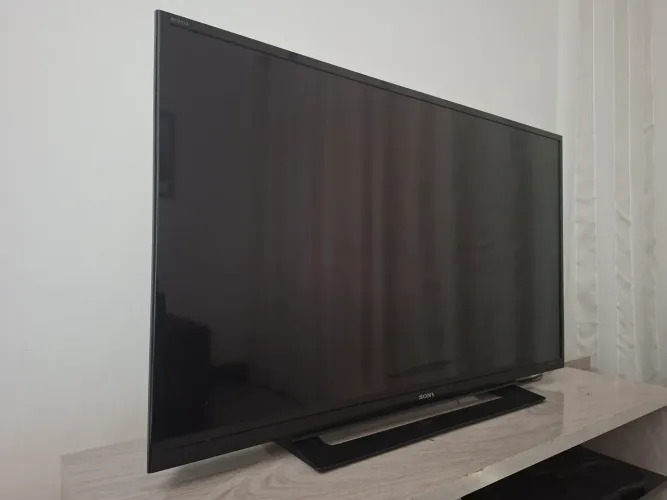 TV SONY BRAVIA 40 POLEGADAS PARA USO DE PEÇAS 