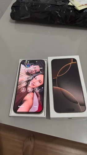 iPhone 16 pro Max Desert 256 gb garantia Apple