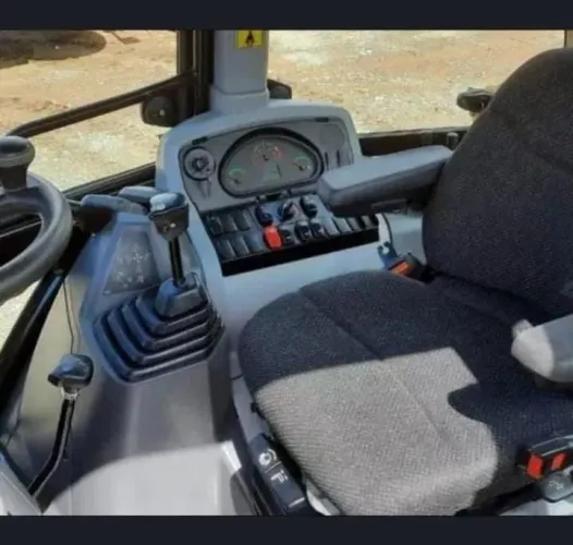Retro escavadeira